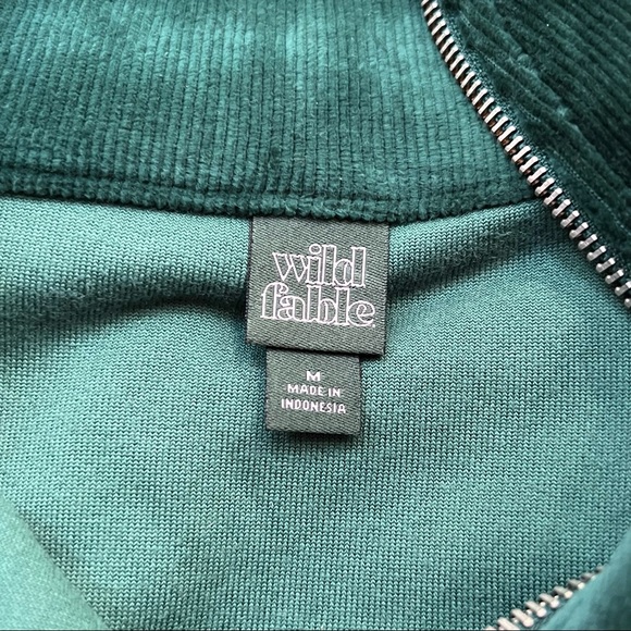 Wild Fable Green Velour 1/2 Zip Sweatshirt Size Medium M - Picture 3 of 4